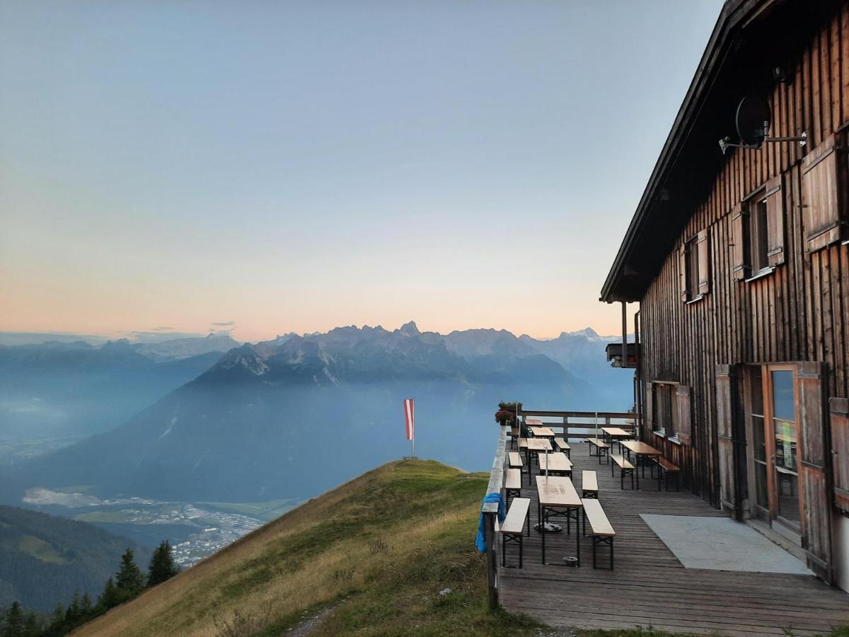 Ferienwohnung Alpblick บลูเดนซ์ ภายนอก รูปภาพ
