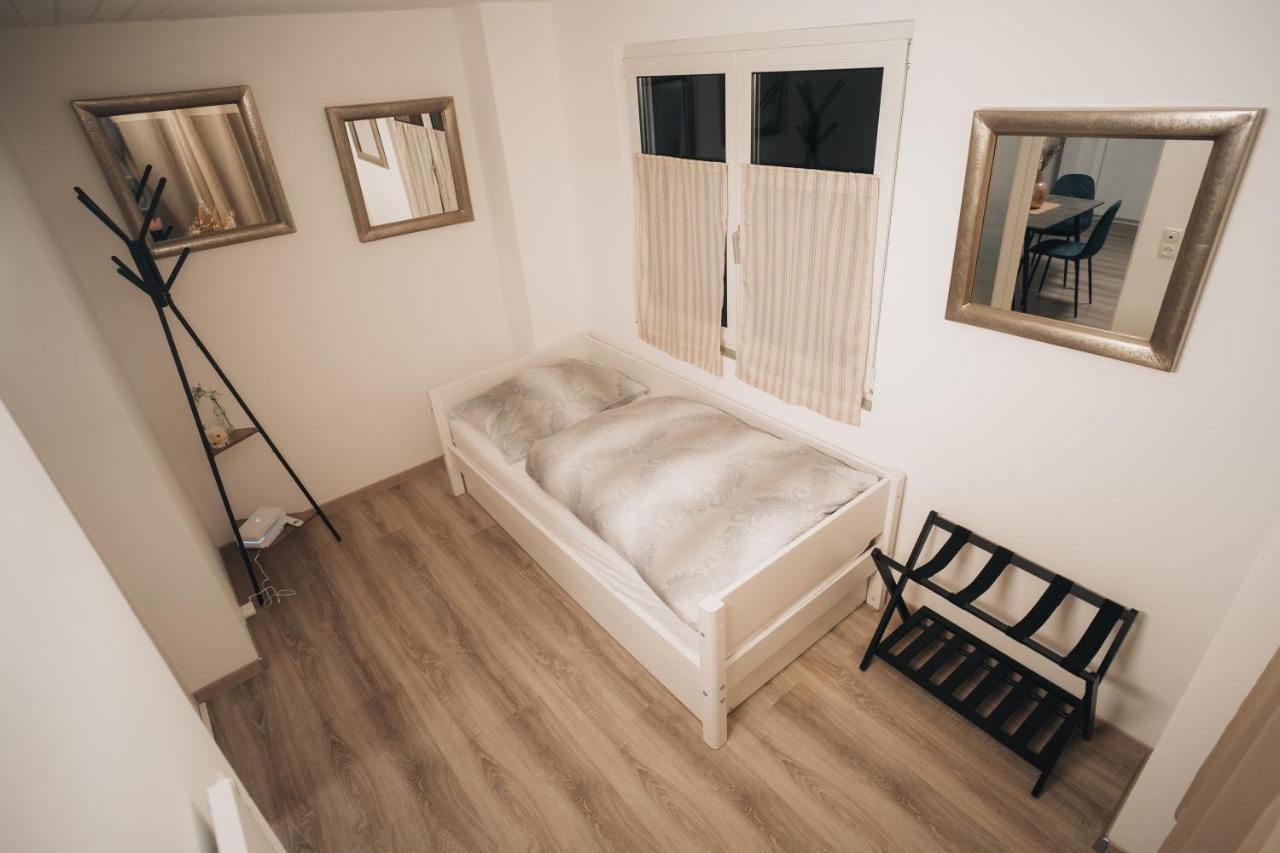 Ferienwohnung Alpblick บลูเดนซ์ ภายนอก รูปภาพ